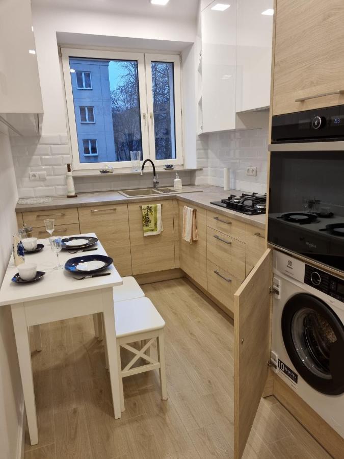 W Kolorze Miety Daire Varşova Dış mekan fotoğraf